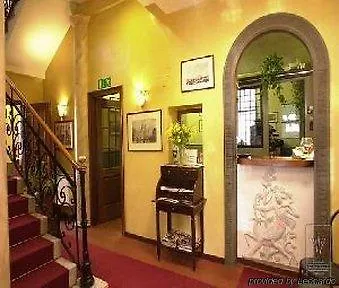 Hotel Trentina Milan 2*,